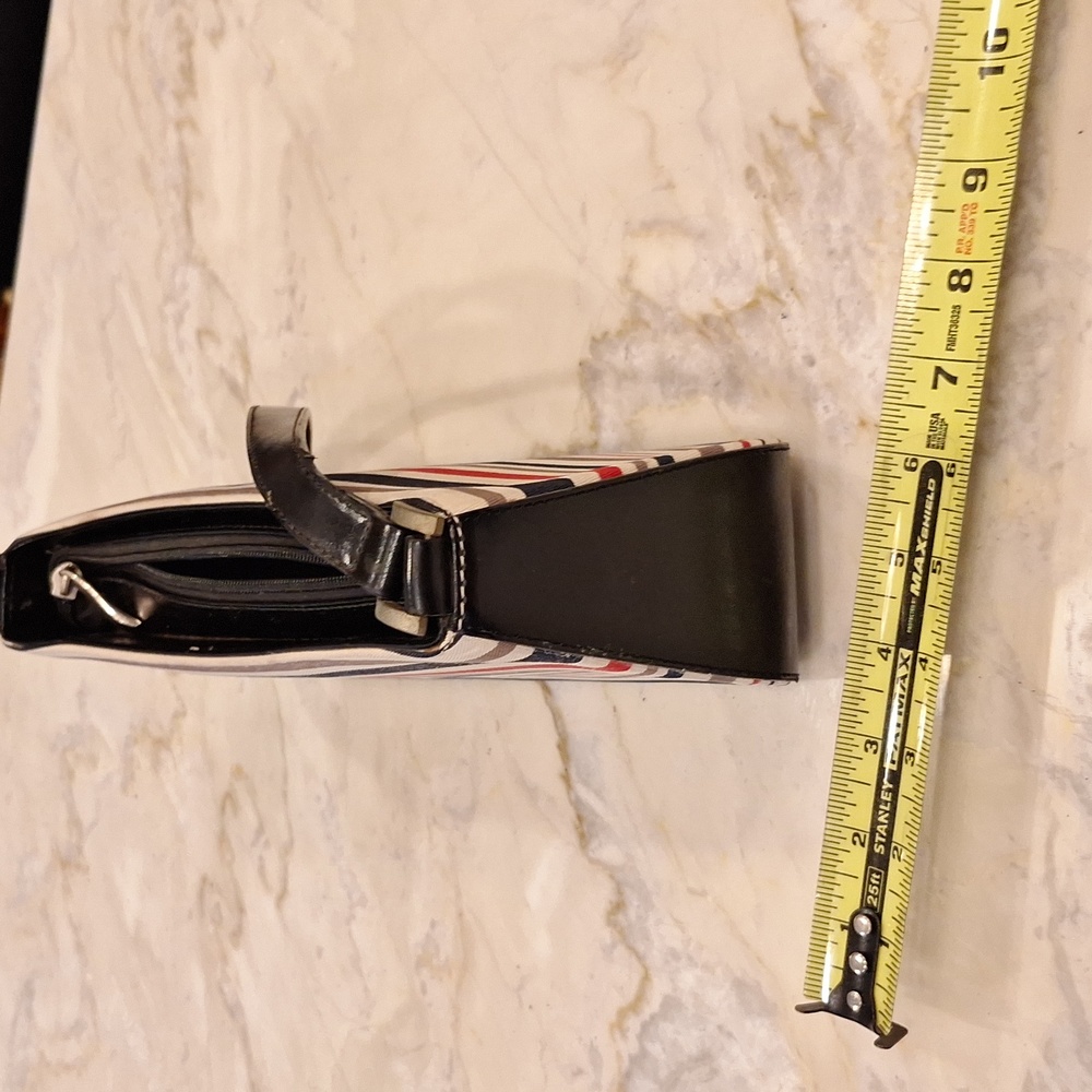 Handbag - Picture 4 of 6